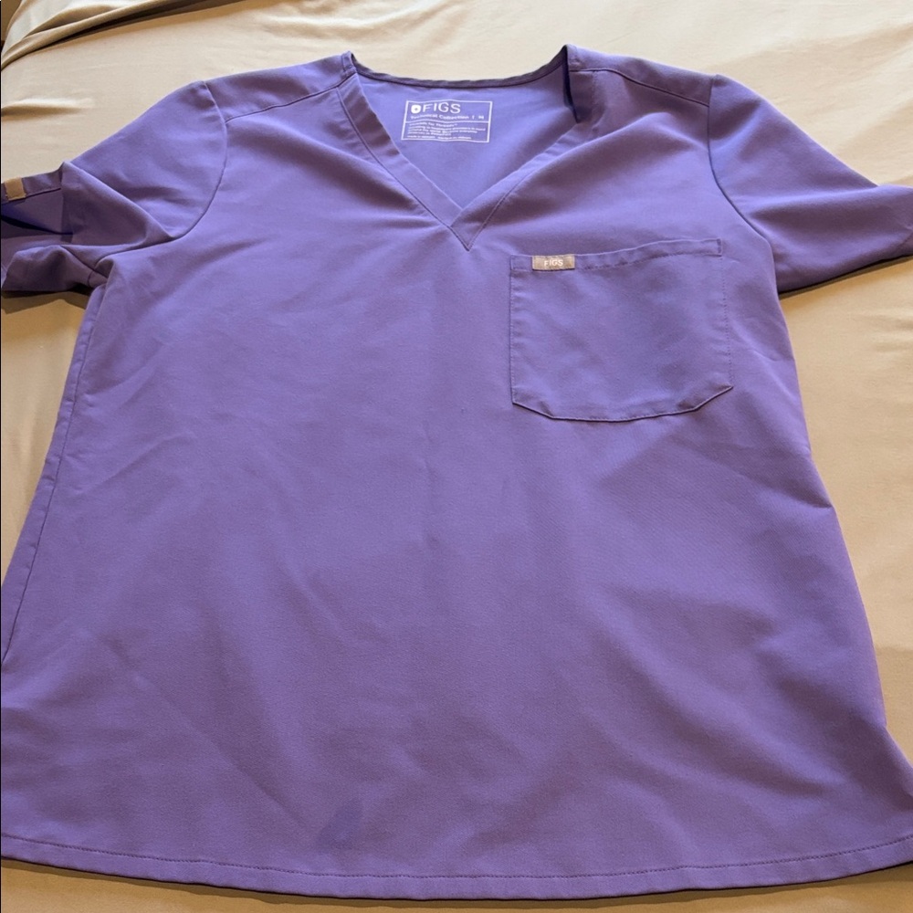 Women’s Figs purple set.